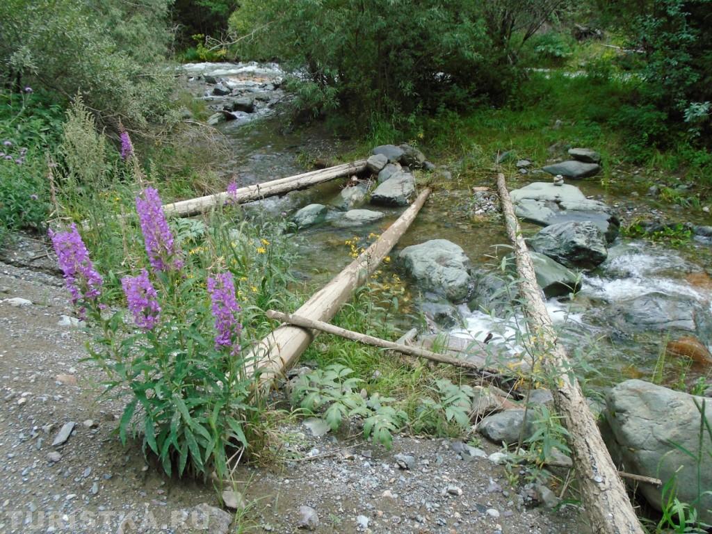 Это не цирк, а переправа через речкуЧибитку.