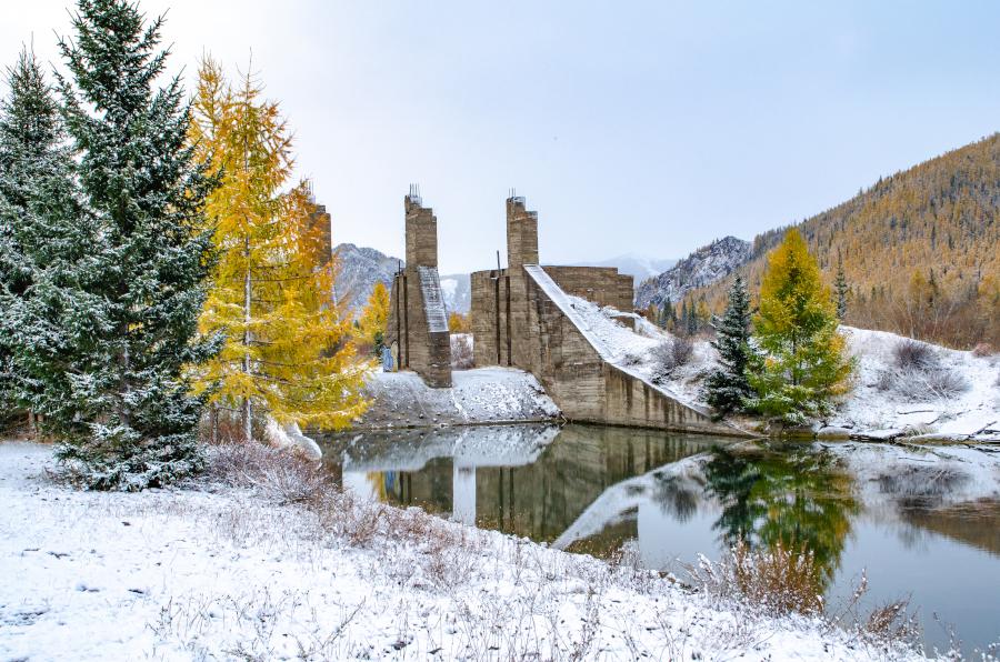 Зиновьев Вячеслав. Недостроенная ГЭС на Чуе