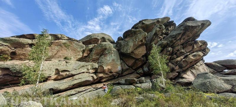 Фестиваль Звенигора 2025 на Алтае на озере Саввушки