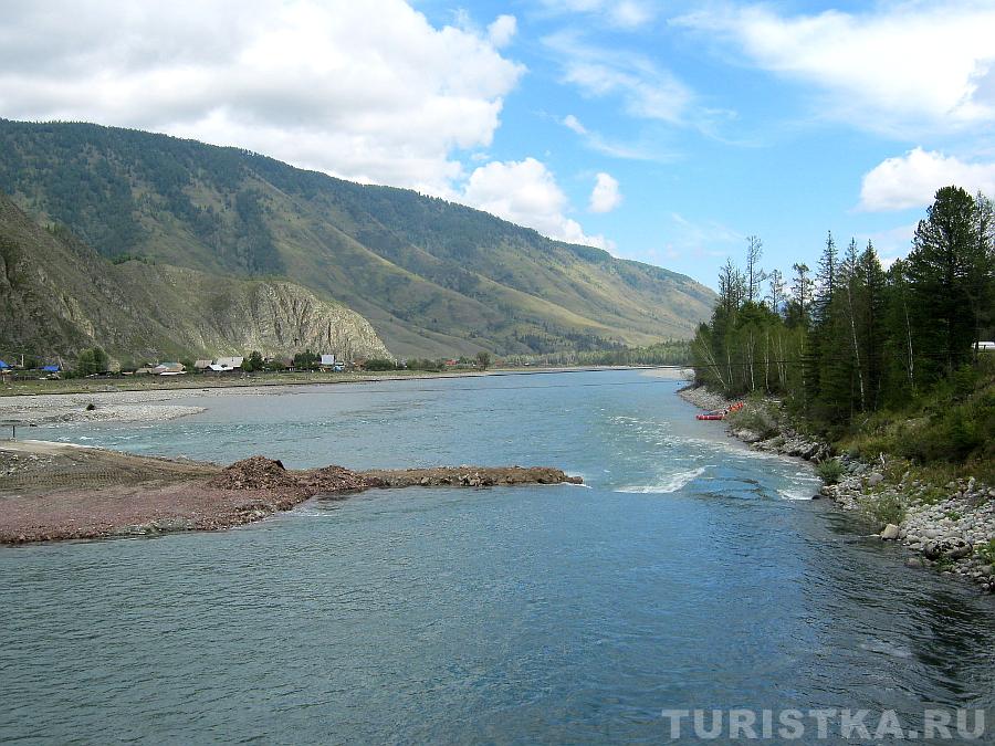 Строительство нового моста через реку Катунь