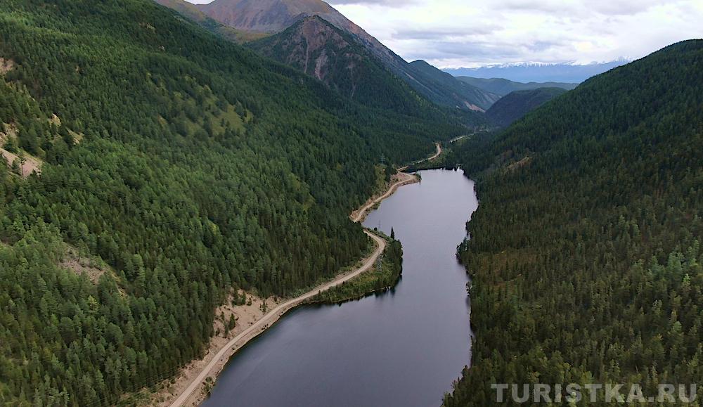 Озеро Чейбеккель, вид в сторону Акташа