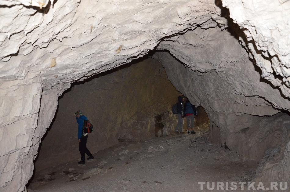 Входной зал пещеры