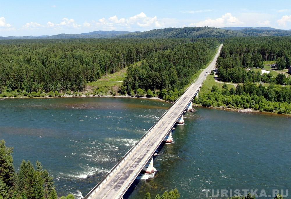 Мост через реку Бия возле села Верх-Бийск