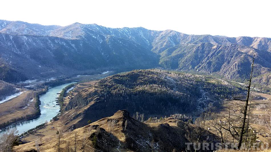 Изгиб Катуни перед слиянием с Чемалом и Воротами Сартакпая 