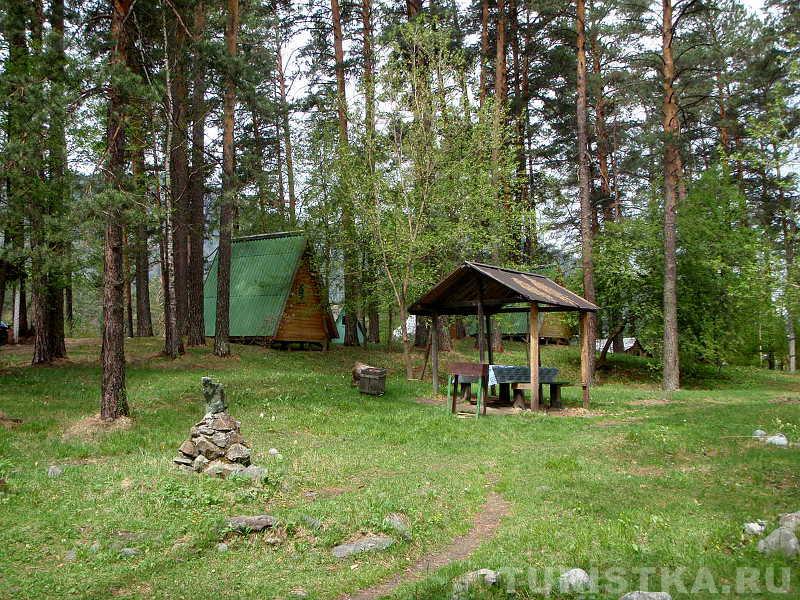 Летний домик и беседка