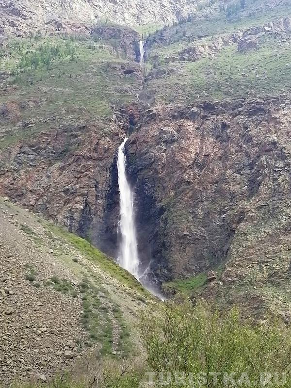 Водопад в долине Чулышмана