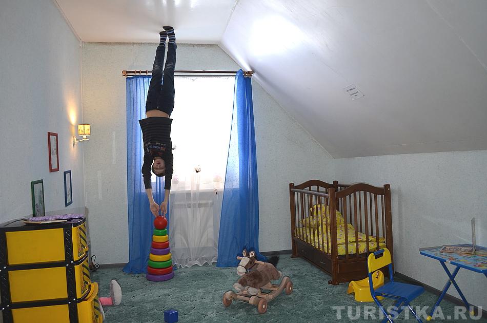 В детской, после поворота фотографии