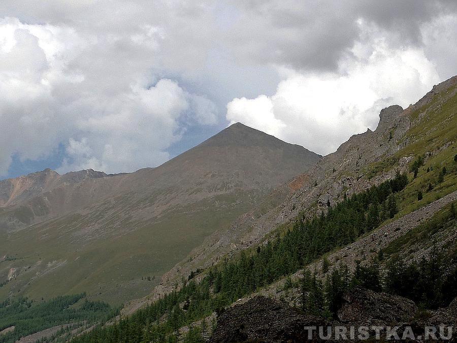 Гора Пирамида 