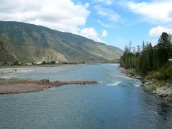 Горный Алтай : Село Тюнгур : Строительство нового моста через реку Катунь