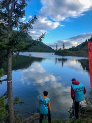 Горный Алтай : Первый экстремальный триатлон в России : Wild Siberia xtreme triathlon 2020 : Плавание, озеро Чейбеккель 