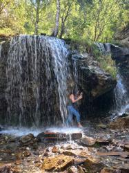 Туристка.Ру : Фотоконкурс СМЕХОТУРИКИ 2024 : ущелье горных духов, водопад Чечкыш : «Ой, холодненькая пошла»