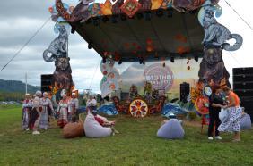 Горный Алтай : Эко-культурный фестиваль ВОТЭТНО 2025 : Сцена фестиваля ВОТЭТНО