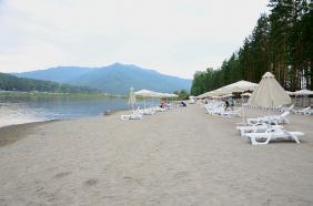 Отдых на Алтае : Пляж на озере Манжерок : Зона повышенного комфорта