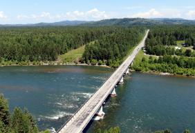 Горный Алтай : Дорога от Горно-Алтайска к Телецкому озеру : Мост через реку Бия возле села Верх-Бийск