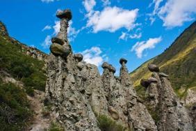 Горный Алтай : Алтай Ретрит : Тур Золотое кольцо по Алтаю : Каменные грибы