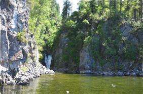 Отдых на Алтае : Телецкое озеро экскурсии к водопадам : Водопад Киште