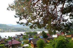 Вид с балкона летнего дома