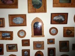 Картины из камня