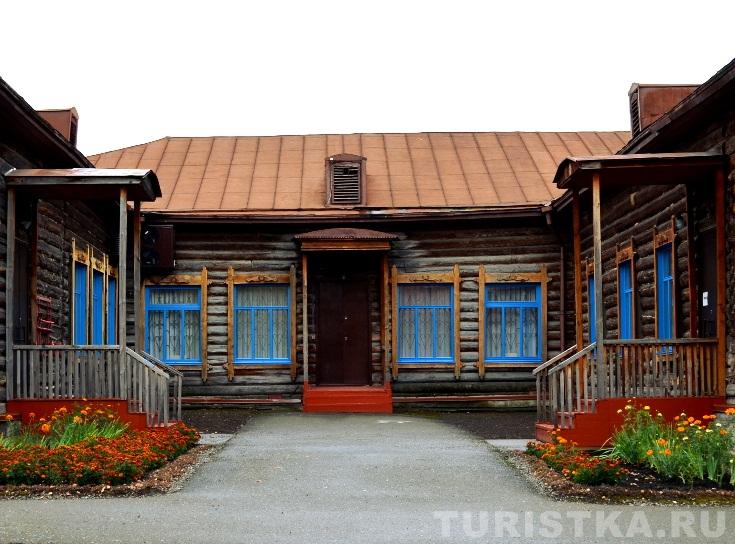 Главное здание музея Шукшина