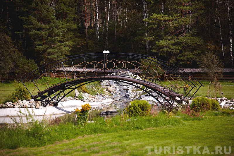 На территории базы отдыха