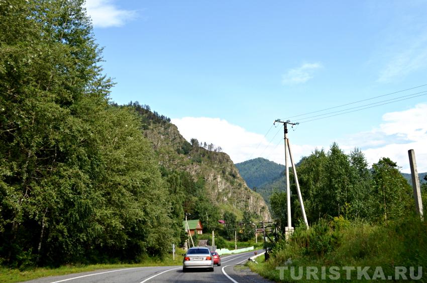 Перед въездом в село