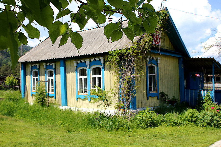 Изба с музеем