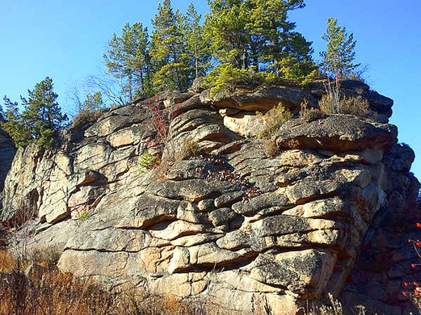 Причудливые скалы