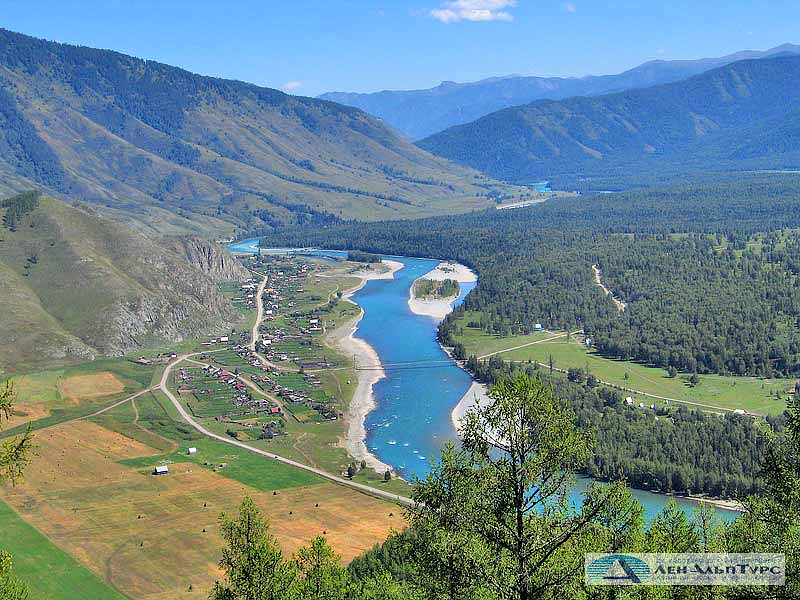 Тюнгур с высоты