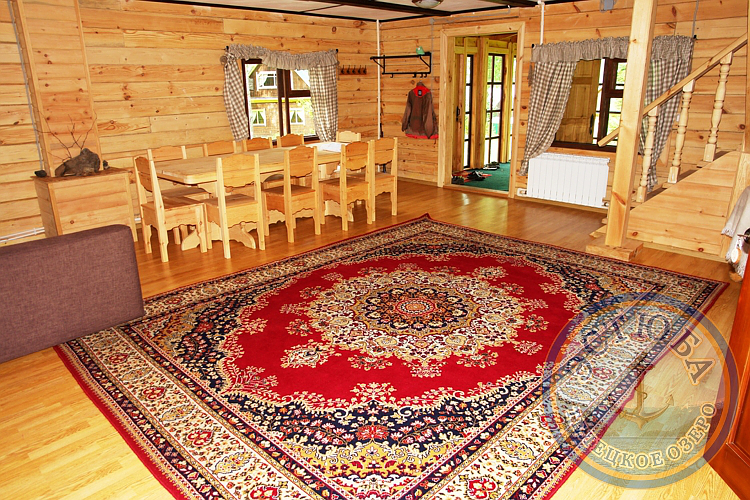 Холл в коттедже ВИП