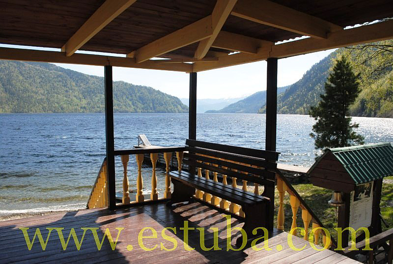 Веранда кафе