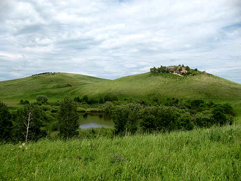 Двуглавая гора Каменная