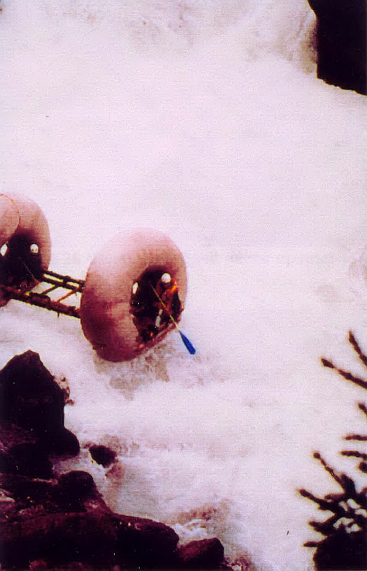 Первый каскад водопадов позади