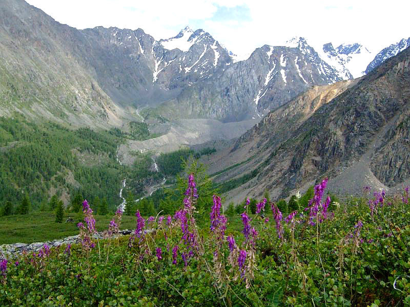 Над Левым Шавлинским озером