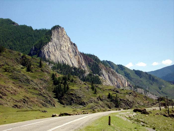 Скала Белый Бом