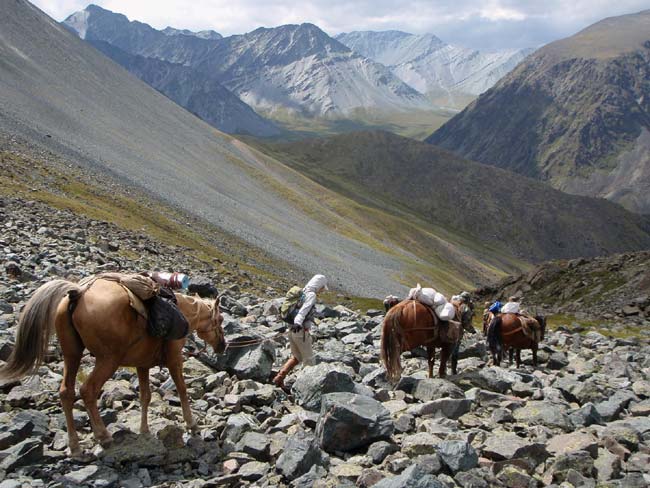 Тяжелый спуск перед р. Сулуайры