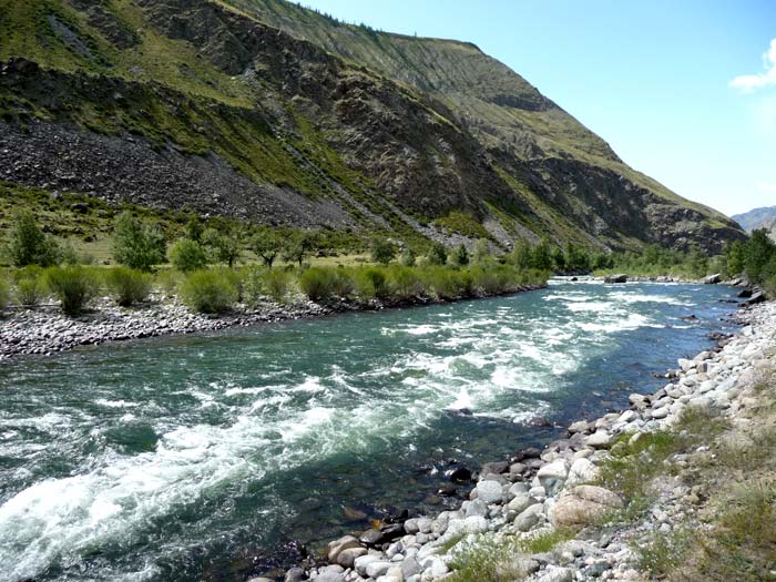 Чулышман выше стоянки "Кату-Ярык"