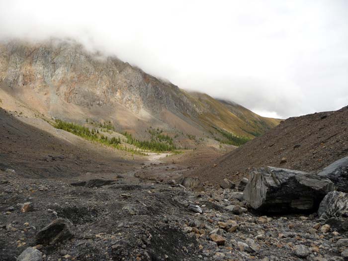 Тропа от М.Актру к реке