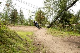 Отдых на Алтае : Подъемник в Манжероке : Горнолыжный комплекс «Манжерок» : Байк-парк в Манжероке