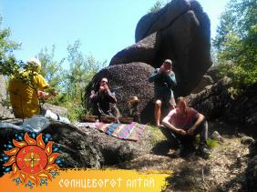 Отдых на Алтае : Фестивали и тренинги на Алтае : Фестиваль музыки и практик «Солнцеворот»  