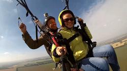 Отдых на Алтае зимой : Соревнования по сноуборду в дисциплине Big Air : Летающий сноубордист Александр Орлов