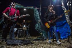 Отдых на Алтае : Прыжки со скалы Иконостас на реке Бия : Рок-караоке