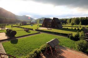 Горный Алтай : База отдыха Талда, где 17-23 июня будет проходить Фестиваль ОШО