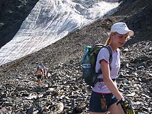 Горный Алтай : Конный поход к Белухе :  Идем от ледника