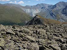 Горный Алтай : Конный поход к Белухе :  Черные камни пер. Каратюрек