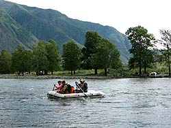 Горный Алтай : Алтаеведение : Переправа через Чулышман
