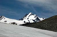 Горный Алтай : Ледники и озера Южно-Чуйского хребта (лето 2007) : Талдуринский ледник. Иикту 3936 м.