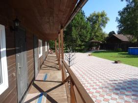 Горный Алтай : Гостевой дом Наш дворик в Черемшанке : Корпус на три номера