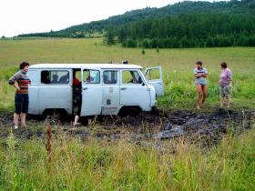 Алтайский край : Солонешенский район : «Настоящий турист найдет себе приключения и в чистом поле!» :