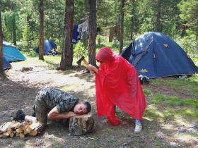 На Алтае отдых – класс, Много в нём весёлого… От Алтая каждый раз Я теряю голову!