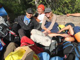 Горный Алтай : Усть-Коксинский район: Тюнгур : «Смешались в кучу вещи, люди...»